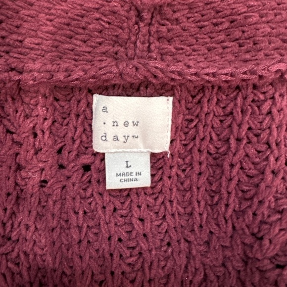 A new day Maroon Knit Women’s Cardigan (L) - Picture 7 of 8